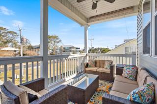 Turtle Cove Beach Retreat GOLF CART Included - Carolina Beach - 5