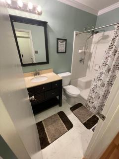 Home away from Home - Fayetteville - 7