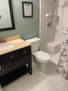Home away from Home - Fayetteville - 6