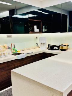 Elegant20PaxVilla Perfect Location NearBeachMarket - Batu Ferringhi - 1