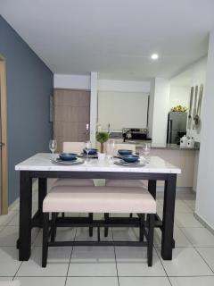 The White Condo - San Salvador - 3