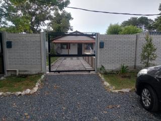 Casa con piscina climatizada para 6 personas en Parque del plata - Parque del Plata - 4
