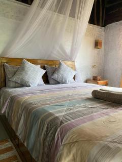 Dira Bungalows - Tetebatu - 3