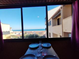 Confortable T2 avec parking privatif et loggia - 4 personnes - FR-1-795-24 - Fleury - 3