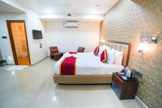 Sunrise A Boutique Hotel - Kondapur - 4