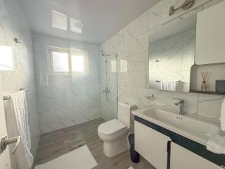 Hillside Condo - 2BR Charming APT close to STRIP - Sosúa - 4