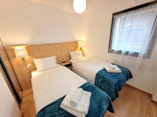 Les Gets - Appartement moderne avec grande terrasse, parking et 2 chambres - FR-1-598-185 - Les Gets - 1
