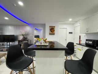 Kandi 1,2,3 Palace Rentals Studio - 4