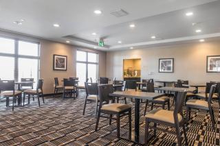 Quality Inn & Suites Kingston - Kingston - 3