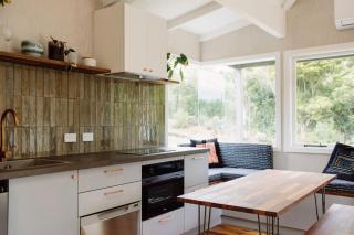Wainui Stream Cottage - Raglan - 8