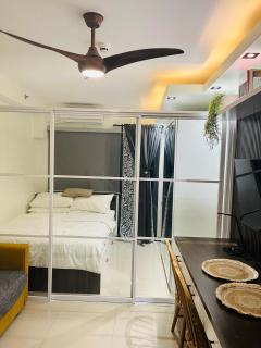 Serene Stays at Shore - Manila - 7