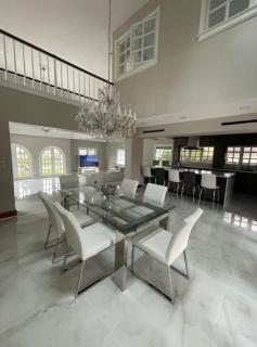 Pelican Retreat- Luxury Villa Near Golf and Beach - Tampa - 1
