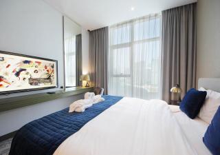 Luxury Studio Apartment Canal View Near Dubai Mall - 8