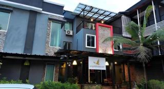 Bull & Bear Airport Hotel Langkawi - Pantai Cenang - 4