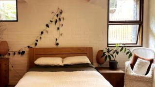 Sunny Hideaway by the Rivulet - - 9