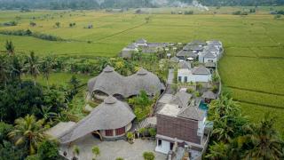 E Sanctuary Resort Ubud - Ubud - 9