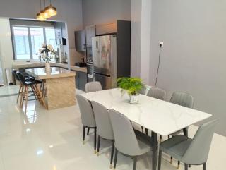 Joyful Villa Spacious 4BR 5BA Home Family Stay - Ipoh - 5