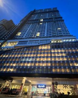 2BR 4PAX with Balcony or City View BREAKFAST included at Reizz Residences Jalan Ampang - Kuala Lumpur - 0
