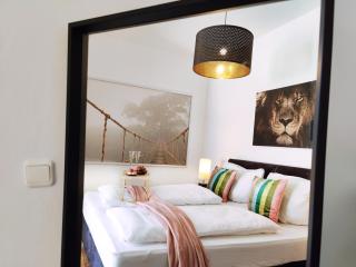 Modernes Loft-Erlebnis mit Fitnessbereich & Heimkino - 4