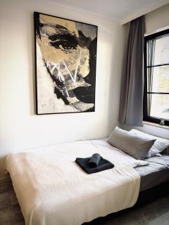 City Apartment Osnabrück -- inklusive Parkplatz & WiFi, vollausgestattete Küche mit Geschirrspüler -- Perfekt für Urlaub & Business - Osnabrück - 6