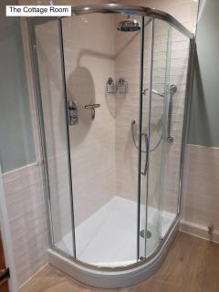 Cotswold Cottage B&B - 5 Minutes Walk to Village Pub - 5