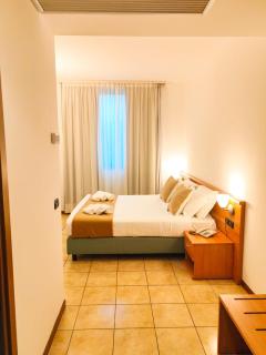 Niji Hotel&Restaurant - Mapello - 8