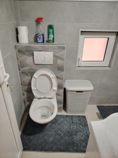 Sova Apartments - Peaceful Apartment with garden - Belgrade - 2