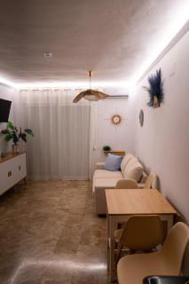 Loft on the beach and a few steps from downtown - 7