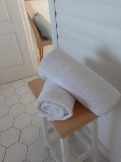 CoCo de Mer - Self Catering Log 2 - 1