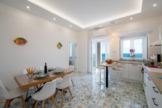 Villa Teresea- Just steps from the beach - 4