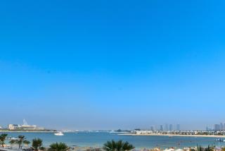 Bright Beachfront Studio with Breathtaking Views - 3