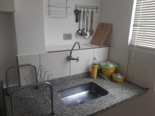 kitnet no jardim Matilde com ar e garagem - Ourinhos - 2