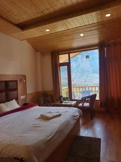 Hotel Seven Heaven ManaIi BY RS Group Of Hotel's - 4