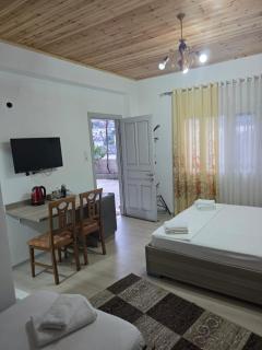 Magnolia's Private Room - 7