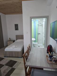 Magnolia's Private Room - Gjirokastër - 5