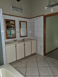 Kudu Crescent Guesthouse - Harrismith - 1