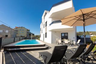 Lada holiday home with private swimming pool - Sveti Filip i Jakov - 0