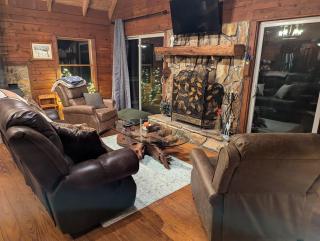 Bear Crossing Cabin - Blairsville - 8