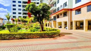 supreme luxury living apartments with breathtaking amazing city views gym heated swimming pool fully equipped gym children playground and ample parking space and proximity to major shopping malls and gourmet restaurants - Nairobi - 3