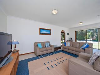 Kurrawa 13 Kurrawa Close - 4