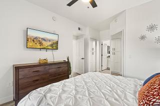 Family Fun ASU Football Stay , 2BR, Pool & Spa- 1001 - 4