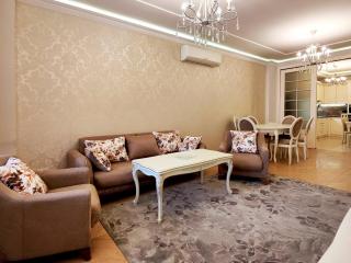2 Bedroom Apartment on Arami street - Yerevan - 6