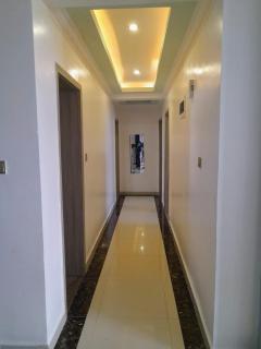 serene escape apartment with chidren playing ground,private parking space, swimming pool, fully equipped gym and unbeatable city views - Nairobi - 4