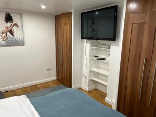 A Cosy Ground Floor Flat - London - 7