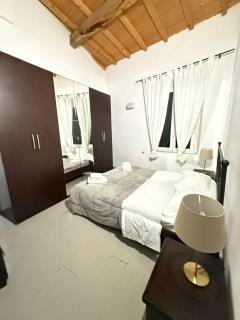 Three Bedroom Apartment In City Center - Florence - 8
