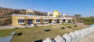 Anjali Palace Resort - - 5