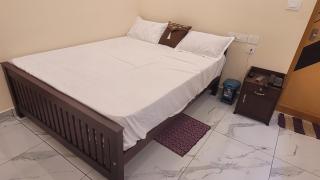 Newcastle Holidays Resorts-First Floor with 2 Bedrooms Living Dining Balcony-6 Guests- Near Munnar Idukki - Kūmudi - 8