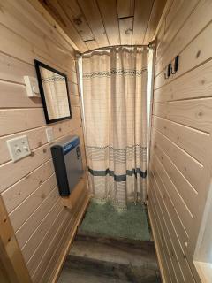 Glendive Cabin Retreat 1 mile from Makoshika Park - 5