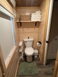 Glendive Cabin Retreat 1 mile from Makoshika Park - 3