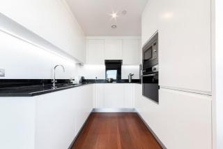 Spacious Flat in London - 5 mins walk to ExCel - London - 7
